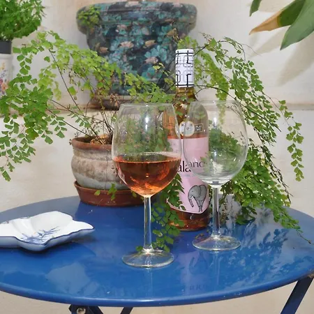 Private In St Julians Pembroke