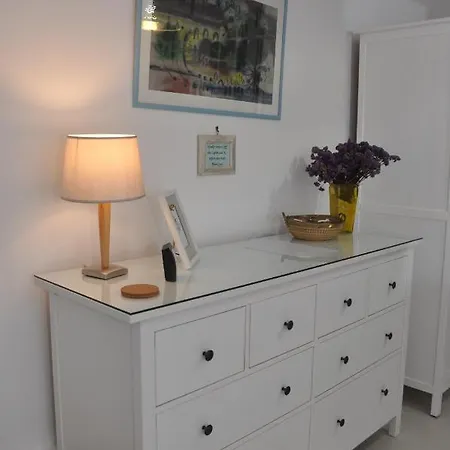 Private In St Julians Lejlighed