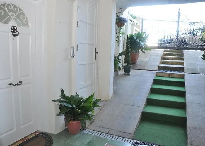 Private In St Julians Apartament