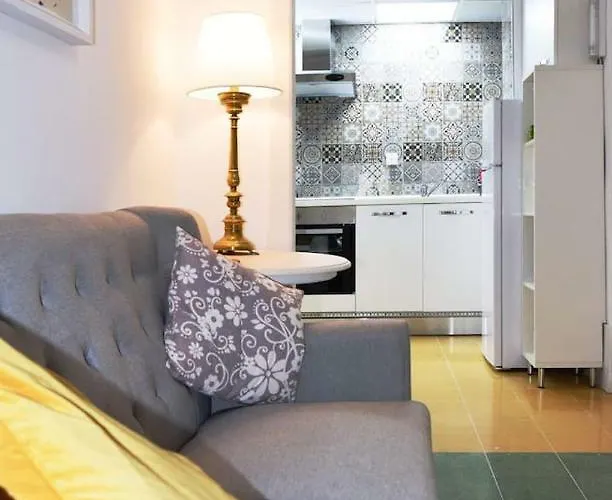 Private In St Julians Pembroke